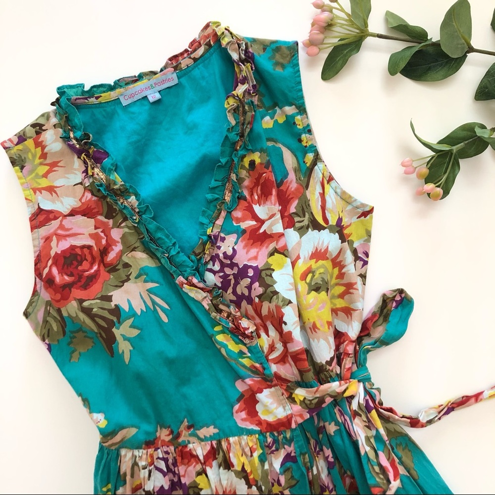 {Cupcakes & Pastries} vibrant, floral wrap dress - Picture 6 of 13